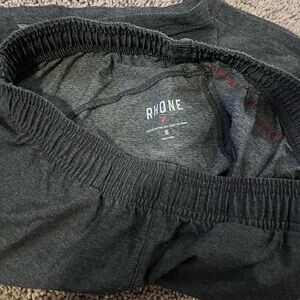 RHONE men workout shorts size small